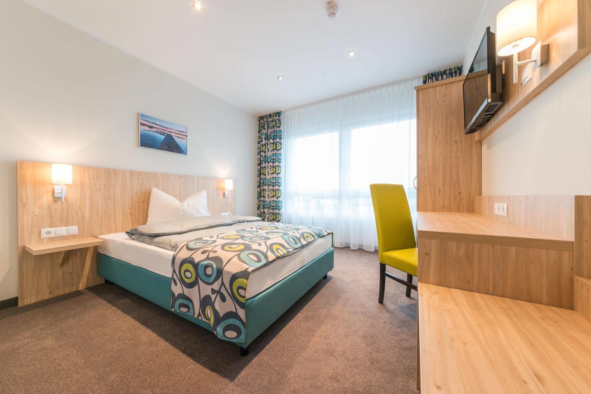 Ammi Hotel Garni Inning am Ammersee Buitenkant foto