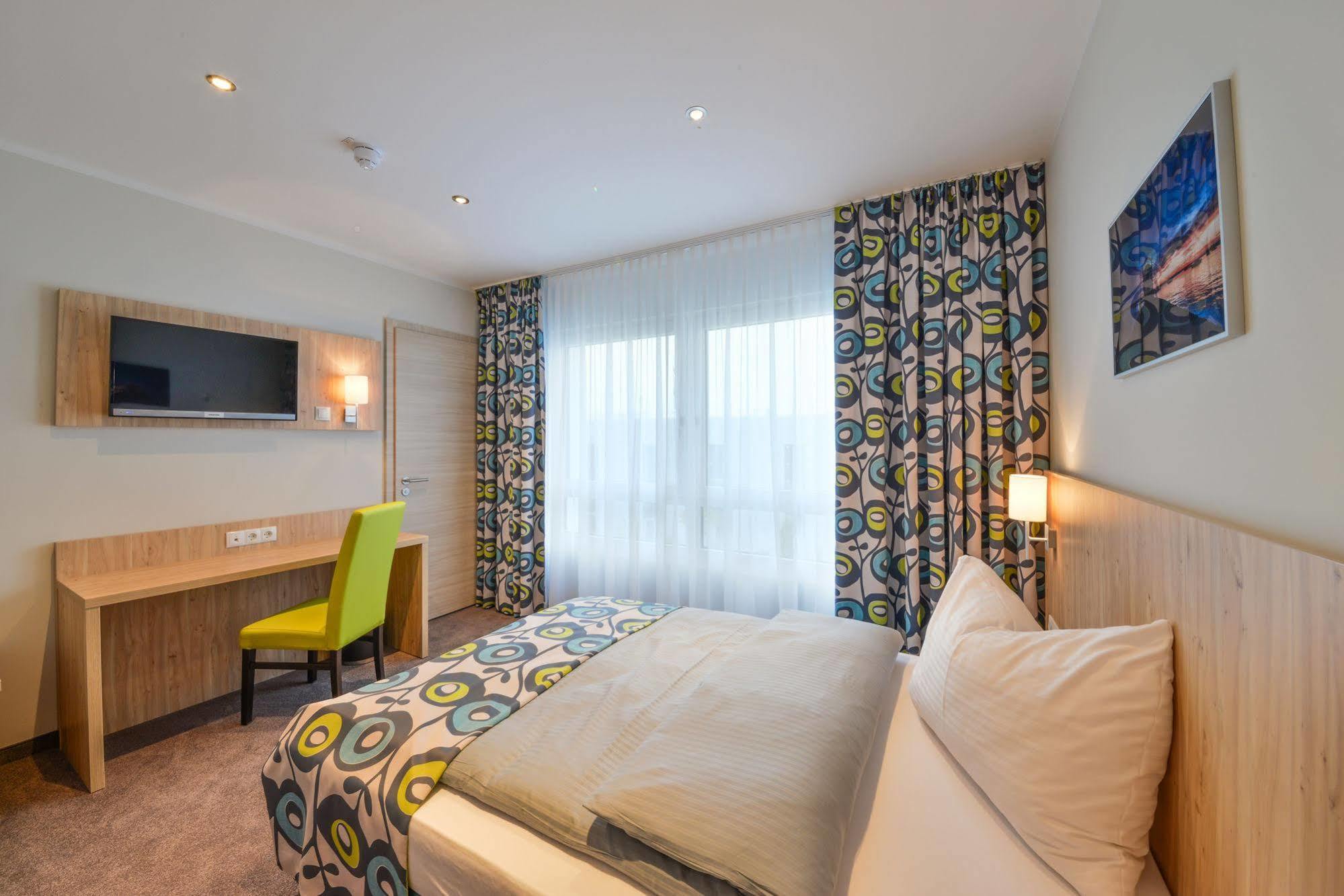 Ammi Hotel Garni Inning am Ammersee Buitenkant foto